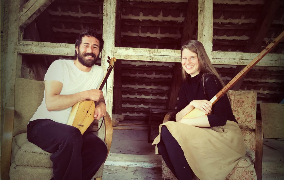 CEYHUN KAYA und PETRA NACHTMANOVA | Traditionelle Lieder von Anatolien bis zum Kaukasus